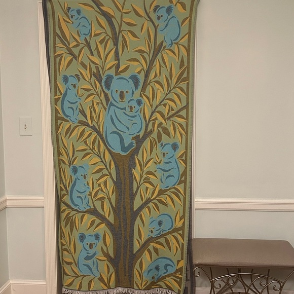 KOALA Heirloom Collection Blue +
Yellow Hand Crafted Loom Weave New Original 84" - Picture 2 of 16